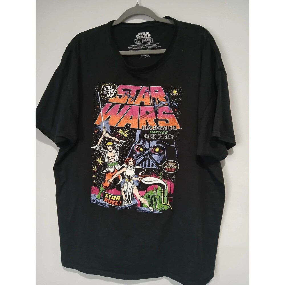 Star Wars. Luke Skywalker Battles Darth Vader. Graphic T-Shirt. Men Size 2XL.